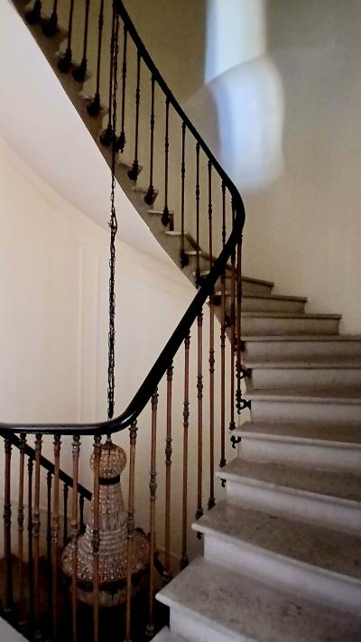 Maison De Maitre With Patio And Courtyard