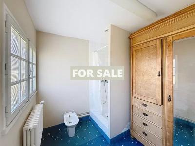 Detached House with Large Garden