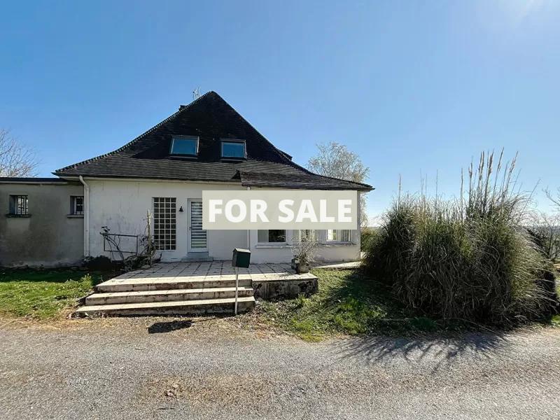 Detached House with Large Garden