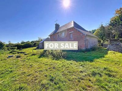 Detached Country House with Outbuilding