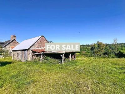 Detached Country House with Outbuilding
