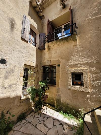 Village House With Roof Terrace And Ruin For Conversion