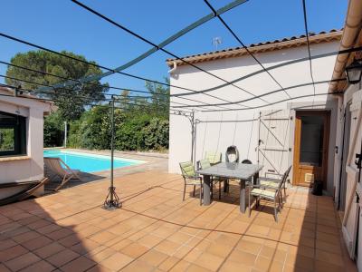 Renovated House With Swimming Pool And 2 Outbuildings
