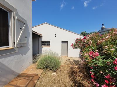 Renovated House With Swimming Pool And 2 Outbuildings