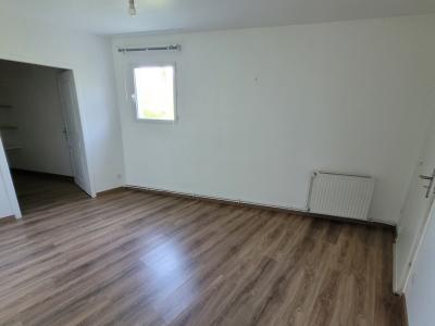 Renovated House With Swimming Pool And 2 Outbuildings