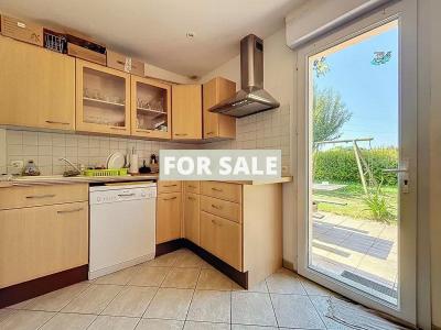 Detached House with Garden