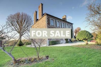 Manor House with Lovely Garden Close to the Coast