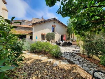 Unique Bourgeoise House With Pool