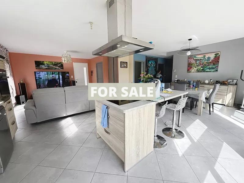Contemporary Detached House