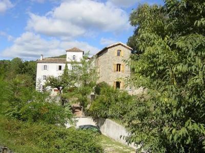 Detached 18th Century House with Pool