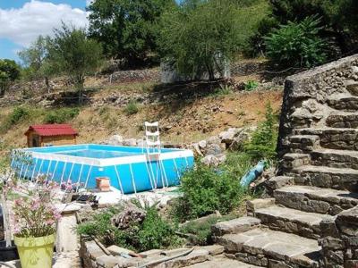 Superb Detached House with Above Ground Pool