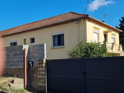 Detached Country House with Swimming Pool