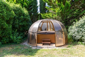 Detached Country House with Swimming Pool