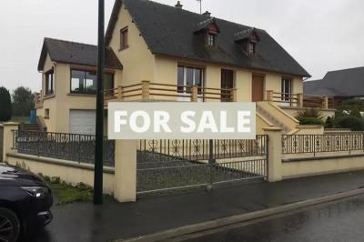 Detached House with Garden