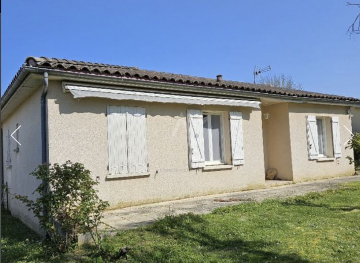 Detached House with Lovely Garden