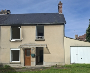 Traditional House with Garden in Great Location