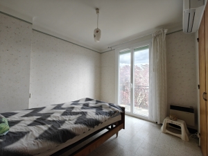 Detached House with Landscaped Garden