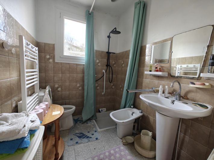 Detached House with Landscaped Garden