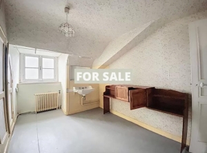 Manor House Style Property with Garden