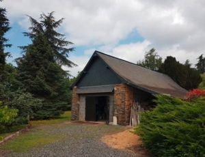 Manor House with Outbuilding and Land and Lake