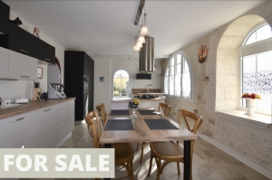 Beautiful Renovated Villa with Garden