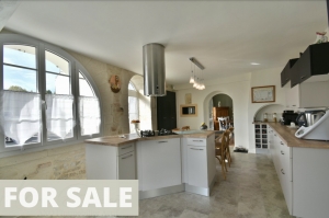 Beautiful Renovated Villa with Garden