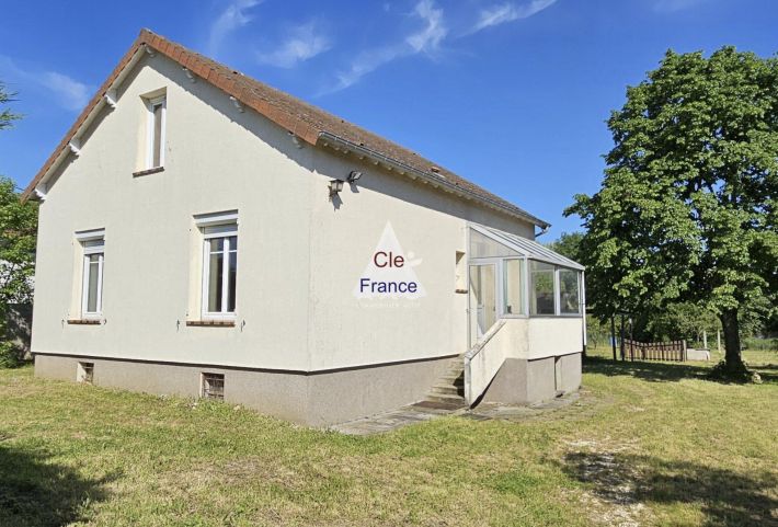 Main Photo of a 1 bedroom  House for sale