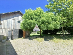 Detached House with Garden