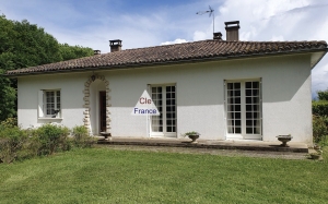 Quality Detached House with Landscaped Garden