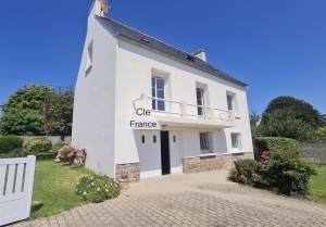 Detached Coastal House with Open Sea View