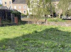 Building Plot Bordering the River Varenne