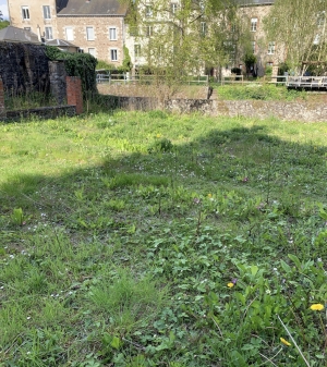 Building Plot Bordering the River Varenne