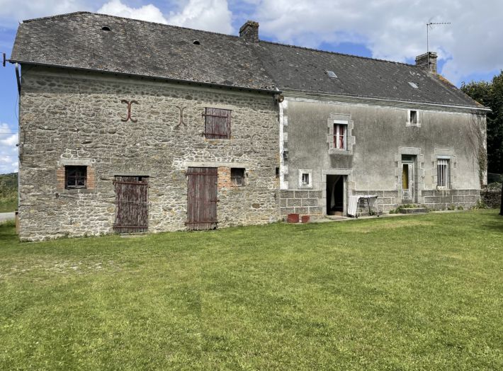 Main Photo of a 2 bedroom  Country House for sale