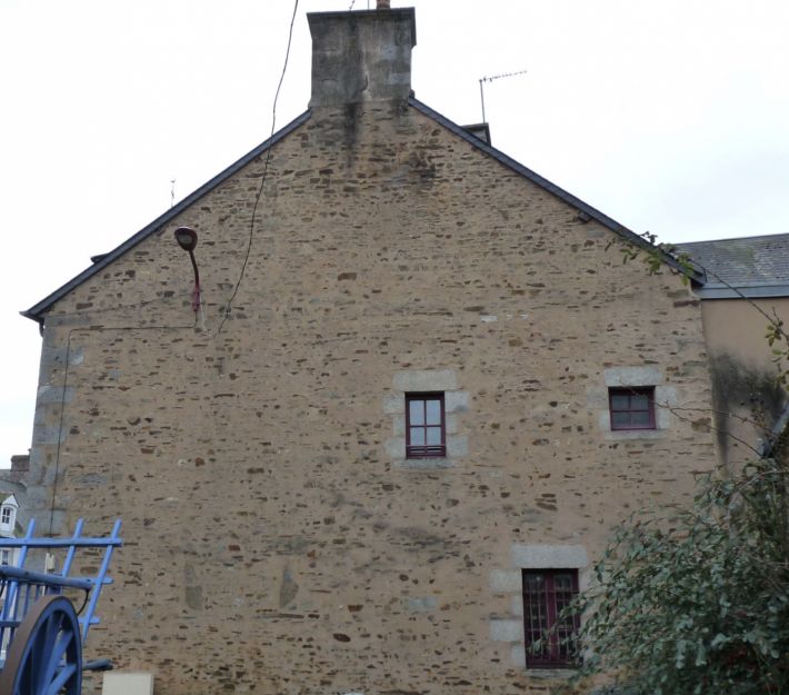 Main Photo