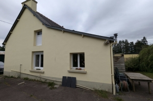 Traditional House with Garden