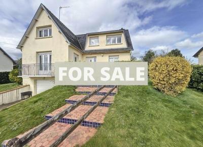 Detached House with Garden