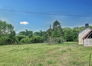 Detached Country House with Outbuilding