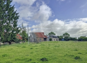 Detached Country House with Outbuilding