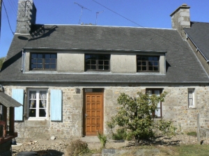 Traditional House with Garden