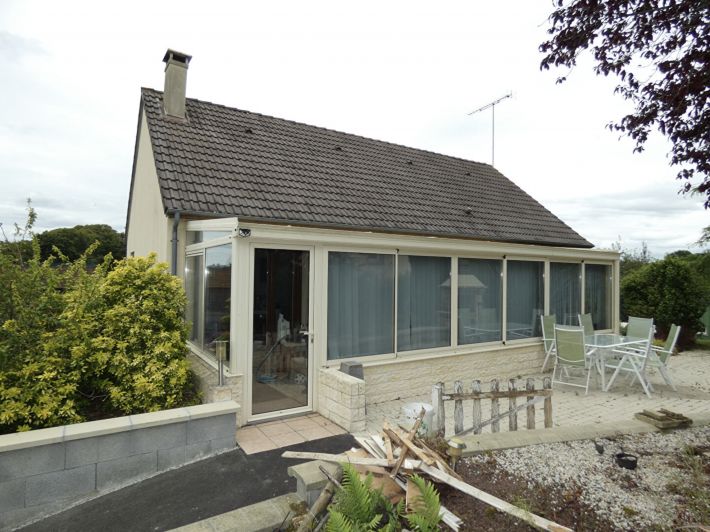 Detached House with Landscaped Garden