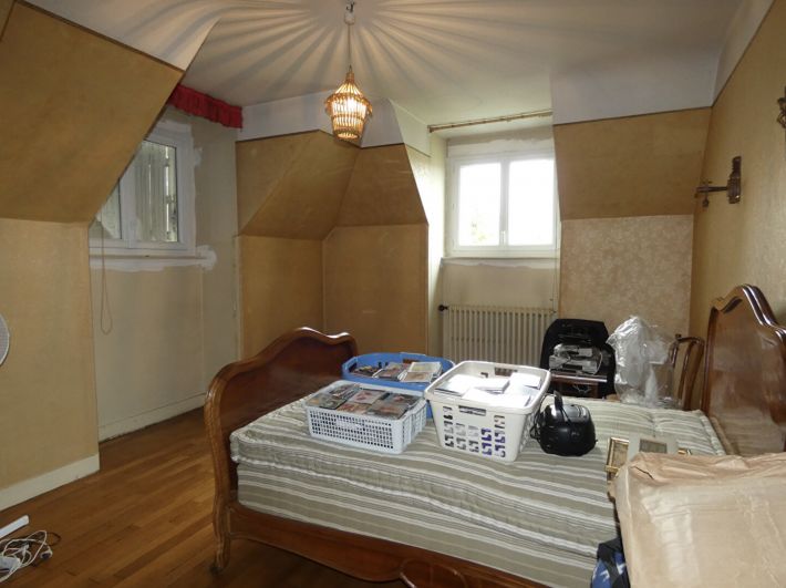 Main Photo