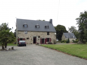 Main House and Detached Guest Gite