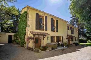 Main House And 4 Guest Gites with Pool