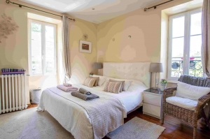 Main House And 4 Guest Gites with Pool