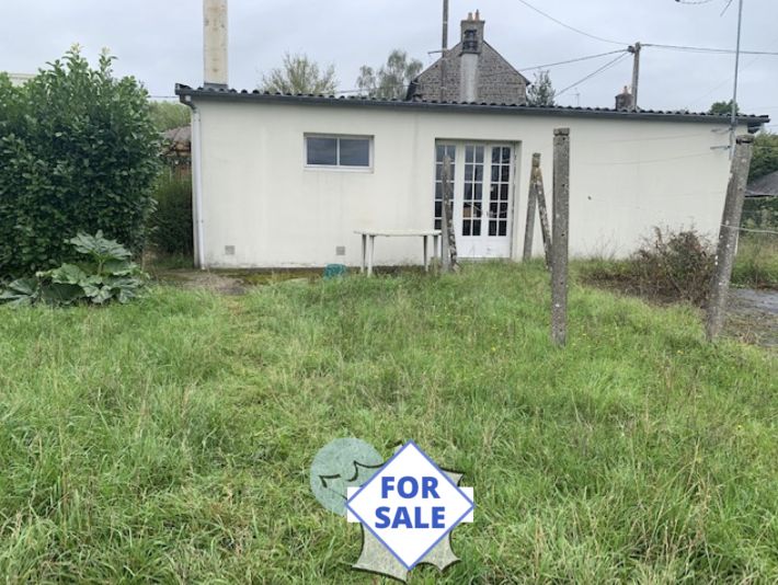 Main Photo of a 2 bedroom  House for sale