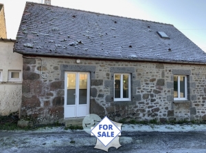 Stone Cottage in Rural Setting