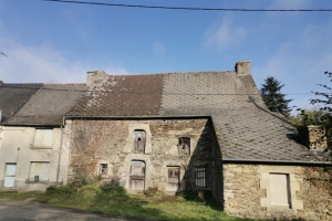 Former Farm House With Outbuildings