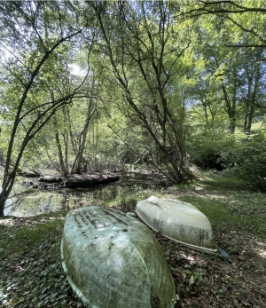 Leisure Plot with Lake