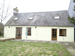 Cottage with Garden, Ideal Holiday Home