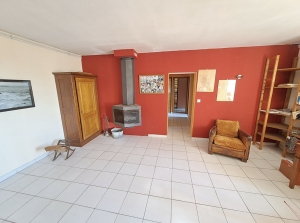 Former Farmhouse with Land and Outbuilding